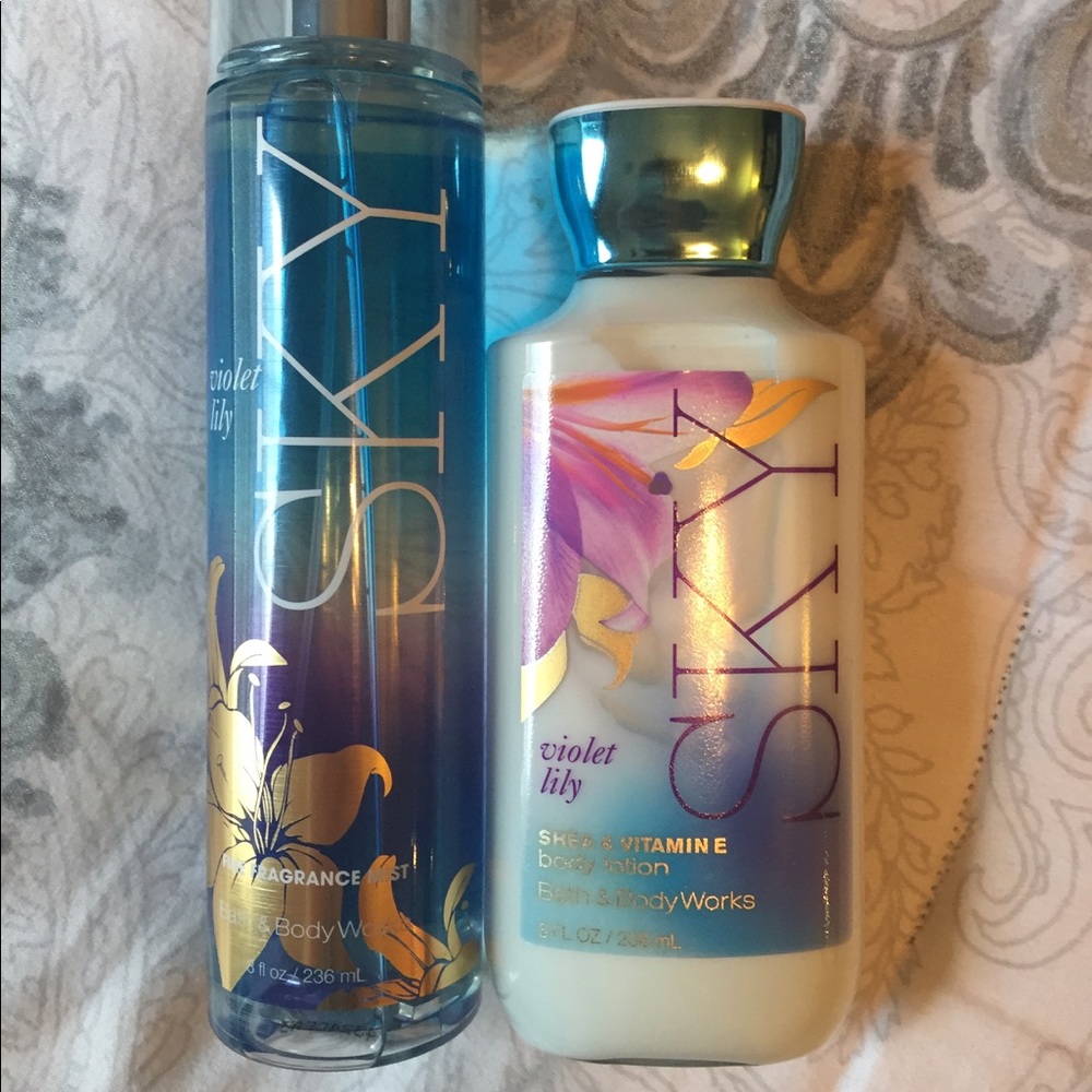 🌻Violet Sky Spray and Lotion Set🌻
